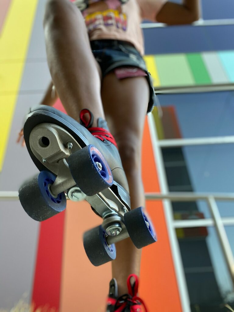 knee pain roller skating
